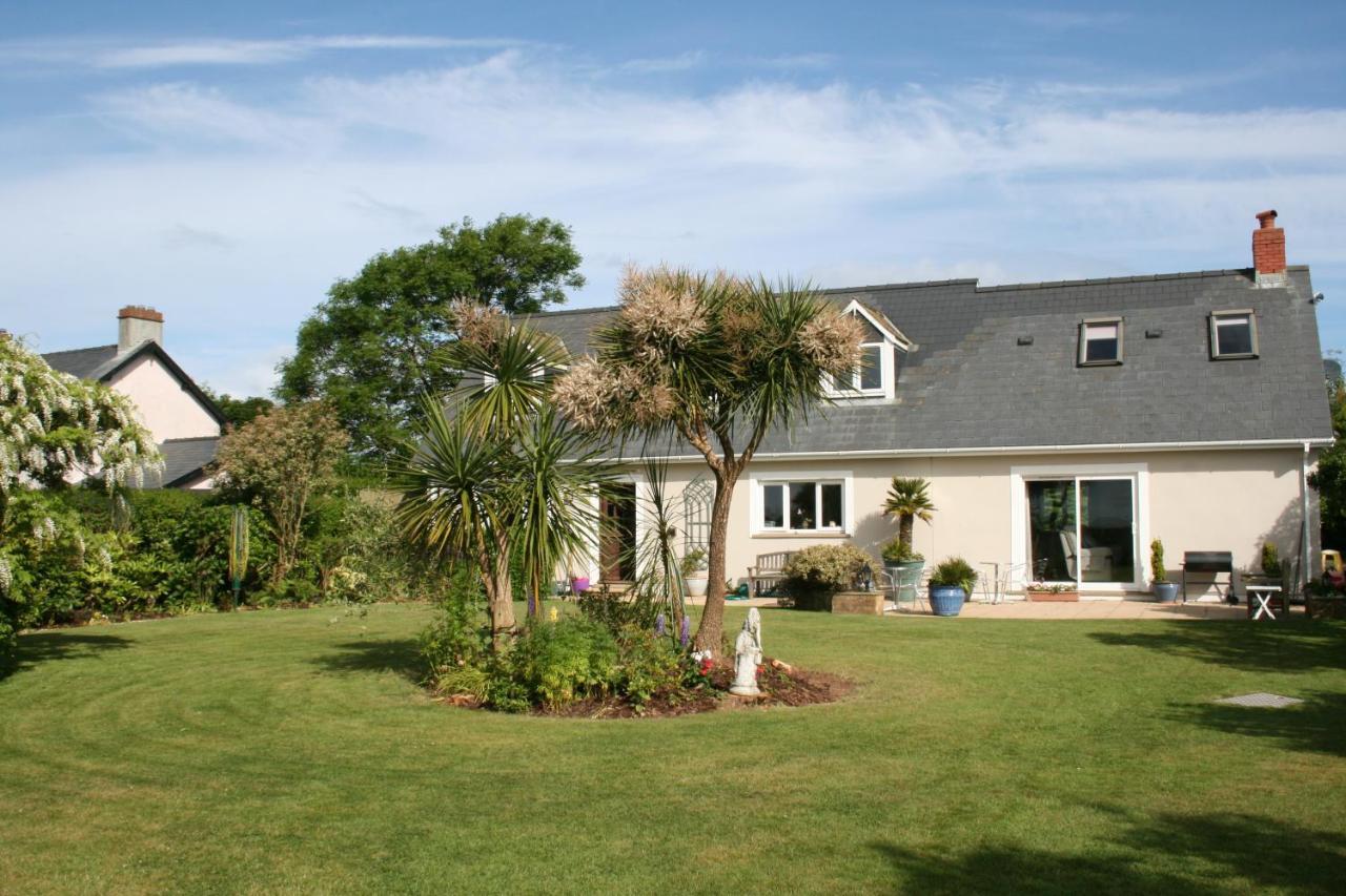 Pentigili Villa St. Davids  Exterior foto